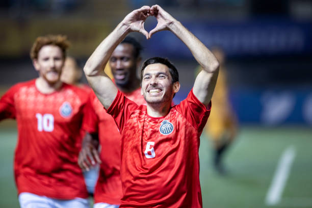 仅点燃了球 仅点燃了球