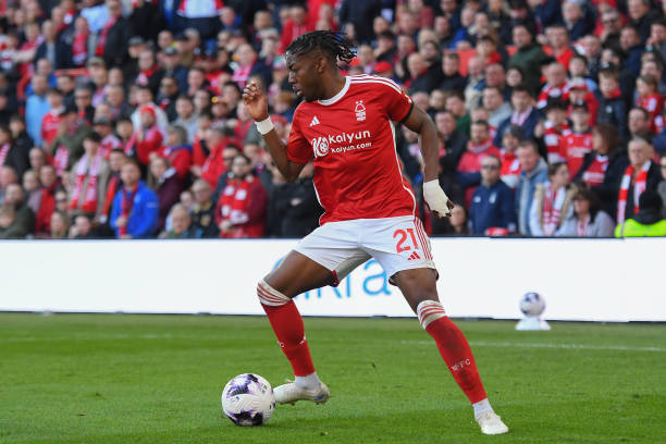 表现尤为突 表现尤为突