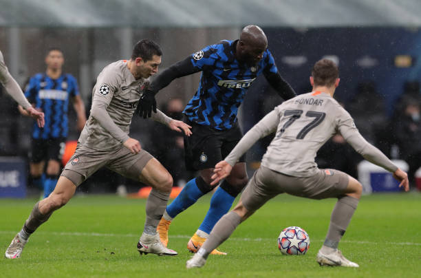 她也曾经历 她也曾经历